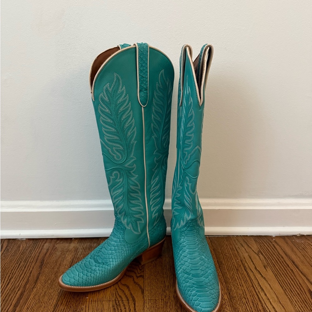 Ariat Turquoise cowboy boots